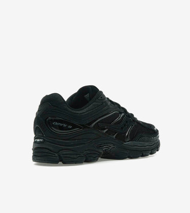 Saucony ProGrid Omni 9 Armor Black