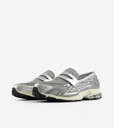 New Balance 1906L Metallic Silver