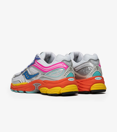 Saucony ProGrid Omni 9 White Multi Pink Orange Yellow