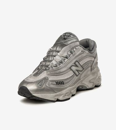 New Balance 1000 Silver Metallic Distressed