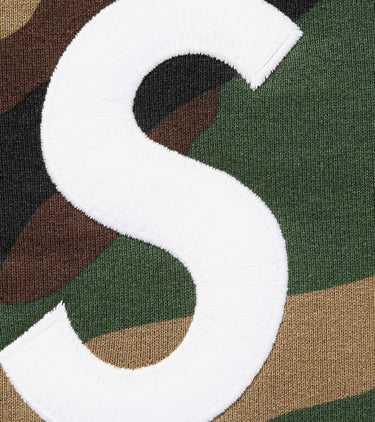 COLLEGIATE APPLIQUÉ ZIP UP HOODED SWEATSHIRT WOODLAND CAMO