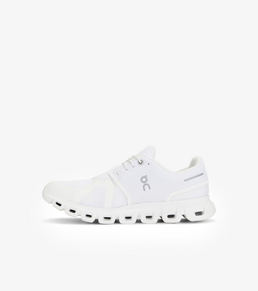 On Running Cloud 6 All White