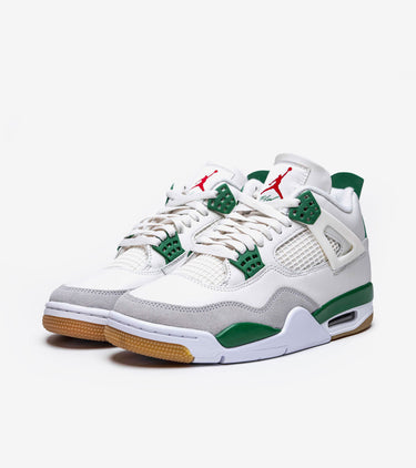 Jordan 4 Retro SB Pine Green