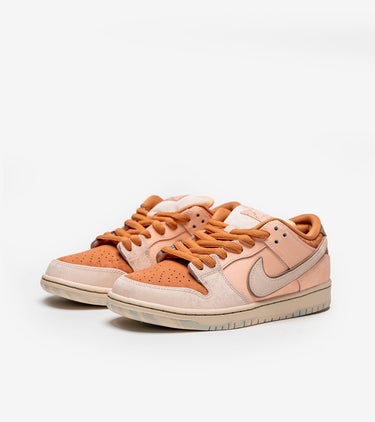 Nike SB Dunk Low Trocadéro Gardens