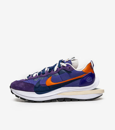 Nike Vaporwaffle sacai Dark Iris