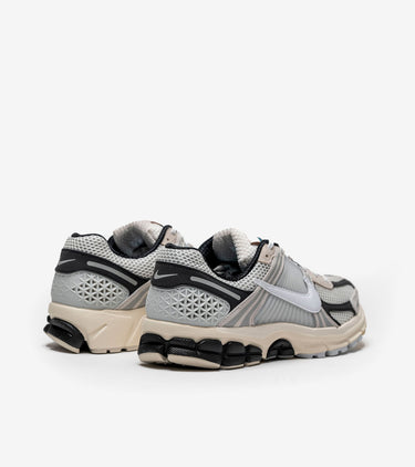 Nike Zoom Vomero 5 Supersonic Light Bone Black