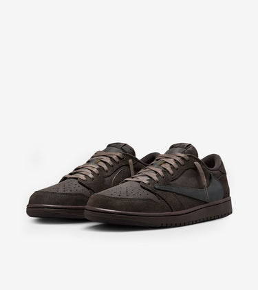 Jordan 1 Retro Low OG SP Travis Scott Velvet Brown