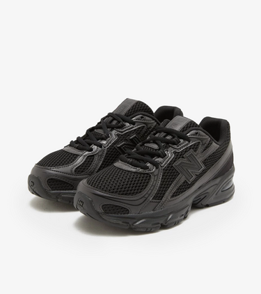 New Balance 740 Triple Black (GS)